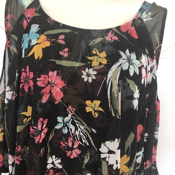 LANE BRYANT Sz26-28 LAYERD FLORAL BLOUSE - Picture 10 of 15